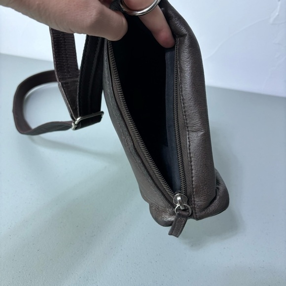 Gun Tote'n Mamas Brown Crossbody Purse Medium Shoulder Strap Concealed Carry - Picture 11 of 13